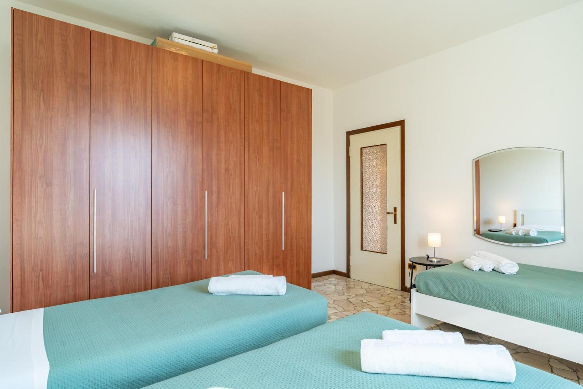 Spacious Apartment With Panoramic Views In ليكو المظهر الخارجي الصورة