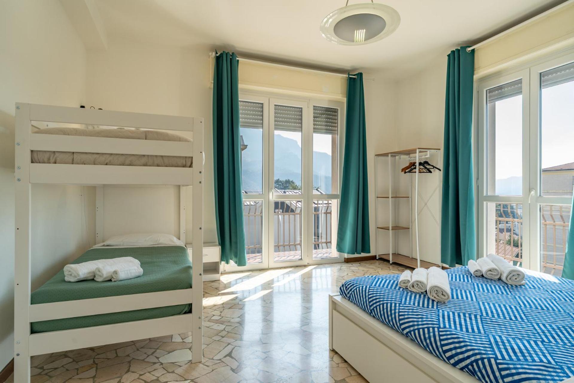 Spacious Apartment With Panoramic Views In ليكو المظهر الخارجي الصورة
